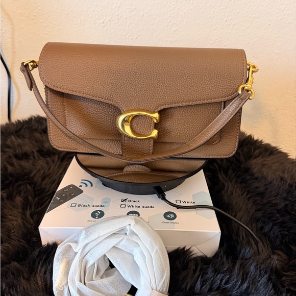 Coach Brown Leather Shoulder Bag with Gold Accents - Picture 7 of 14